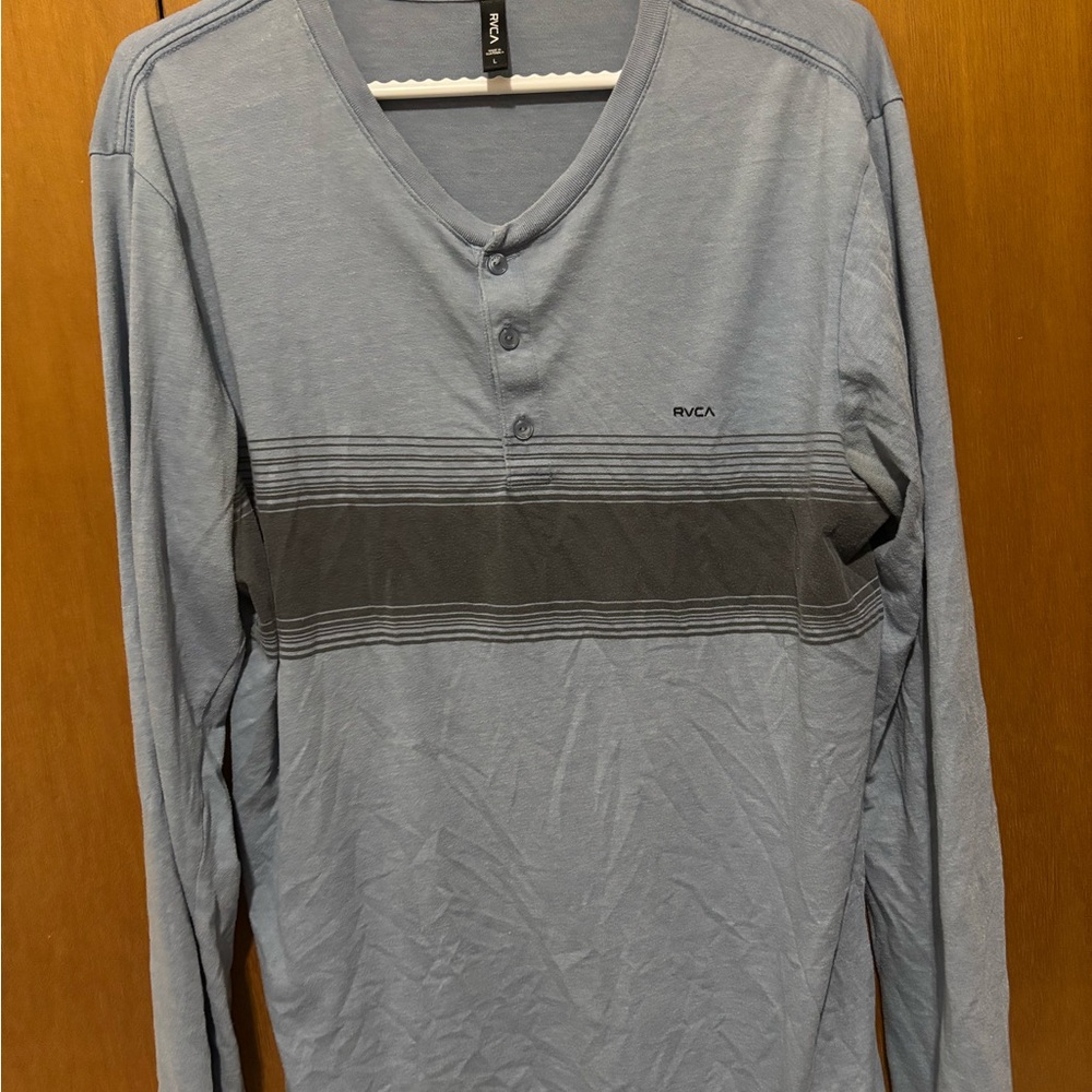 RVCA Men's Light Blue and Gray Striped Long Sleeve Shirt